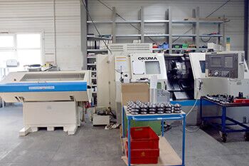Zerspanungstechnik Drehtechnik, Frästechnik, CNC-Anwendungstechnik